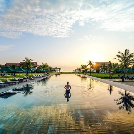 Отель Robinson Nam Hoi An Тамки Экстерьер фото